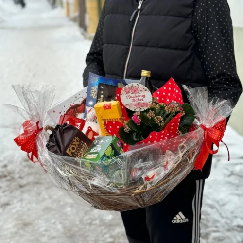 kosz prezentowy dla kochanej babci2